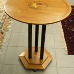 911 9467 PEDESTAL TABLE